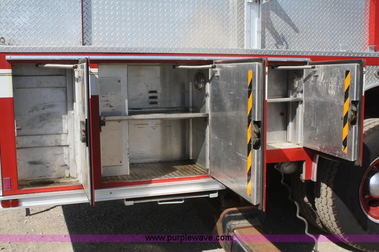 image for item F2526 1989 Federal Motors Emergency One Hurricane firetruck