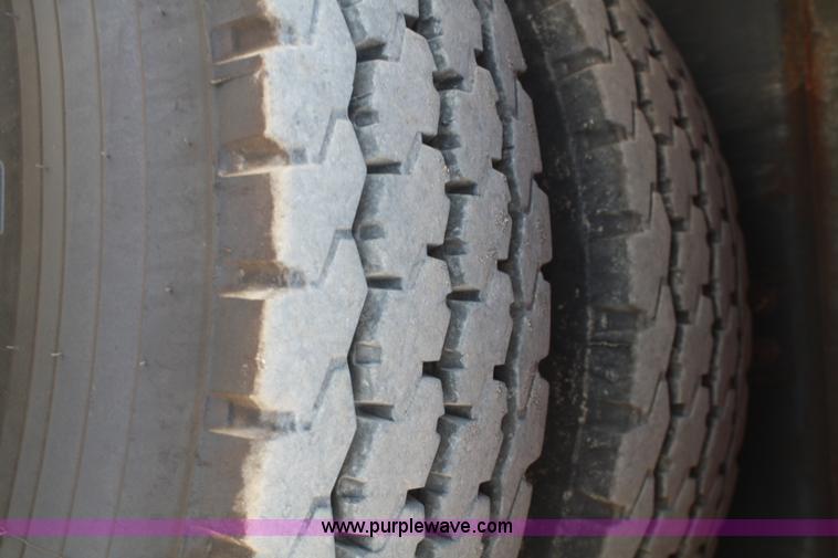 image for item F2526 1989 Federal Motors Emergency One Hurricane firetruck