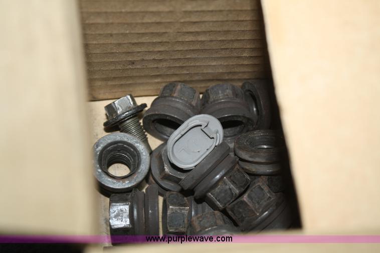 image for item F2595 2000 Ford Expedition XLT SUV