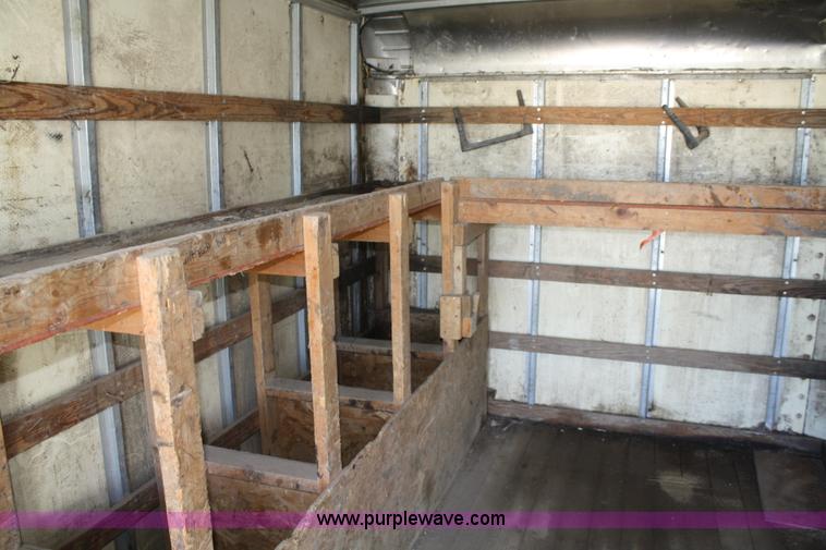 image for item F2623 1996 Isuzu NPR box truck