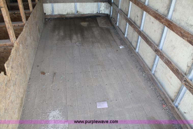 image for item F2623 1996 Isuzu NPR box truck