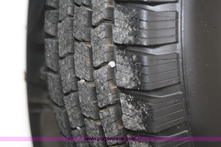 image for item F2634 2004 Ford Econoline E350 extended cargo van