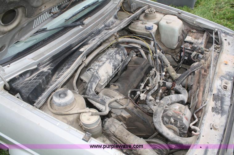 image for item F2687 1986 Volkswagen Jetta Deluxe