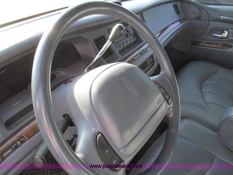 image for item F4598 1997 Lincoln Town Car Executive stretch limousine