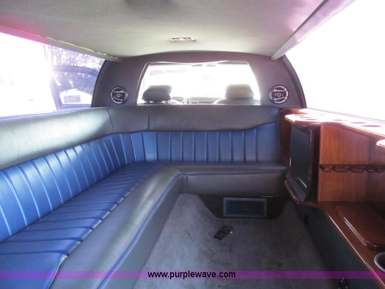image for item F4598 1997 Lincoln Town Car Executive stretch limousine