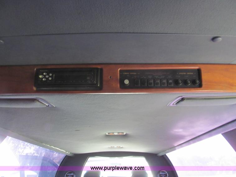image for item F4598 1997 Lincoln Town Car Executive stretch limousine
