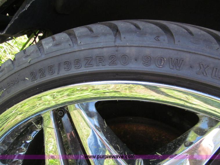 image for item F4599 1995 BMW 740i