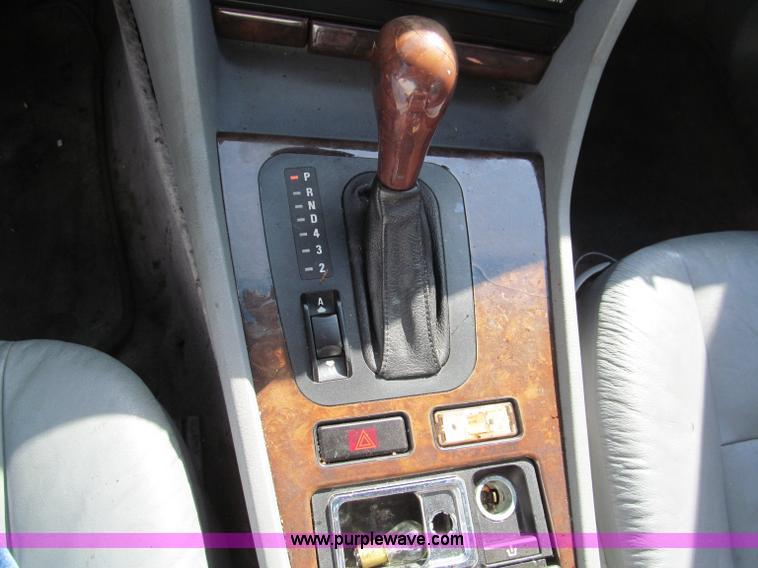 image for item F4599 1995 BMW 740i