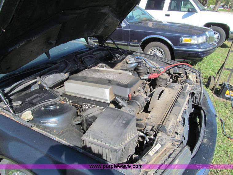 image for item F4599 1995 BMW 740i