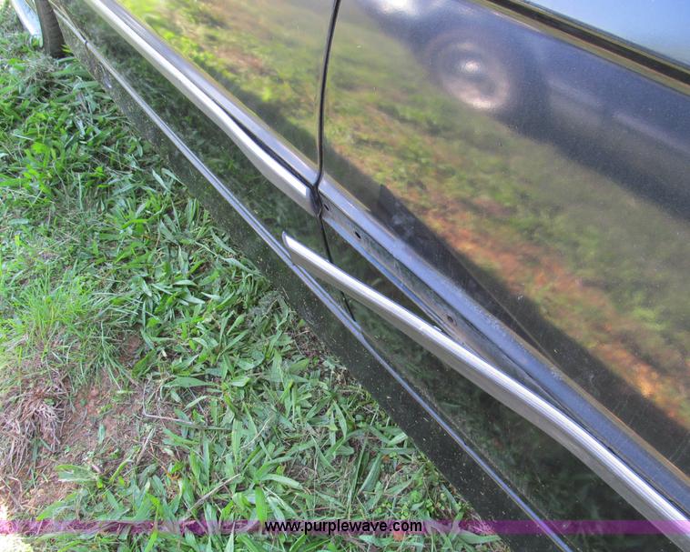 image for item F4599 1995 BMW 740i