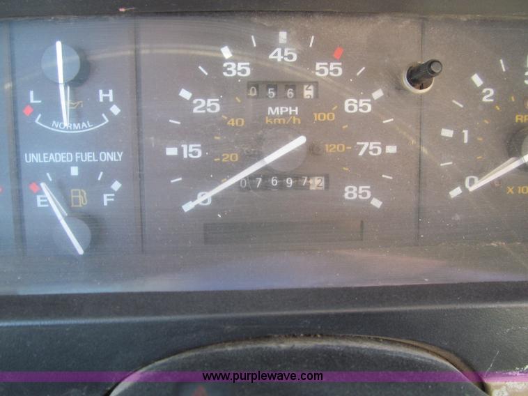 image for item F4600 1991 Ford Ranger XLT pickup truck