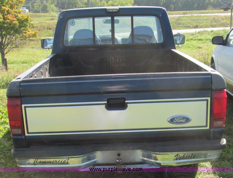 image for item F4601 1992 Ford Ranger XLT pickup truck