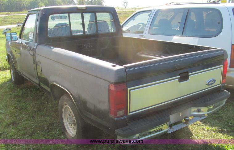 image for item F4601 1992 Ford Ranger XLT pickup truck