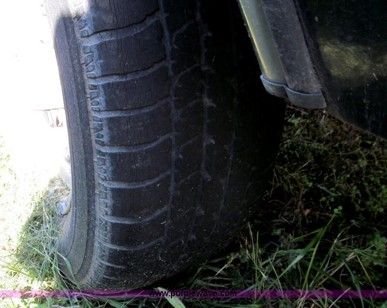 image for item F4601 1992 Ford Ranger XLT pickup truck