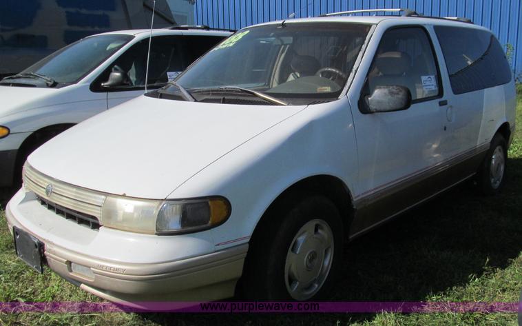 image for item F4602 1993 Mercury Villager LS mini van