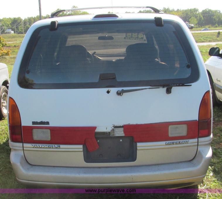 image for item F4602 1993 Mercury Villager LS mini van