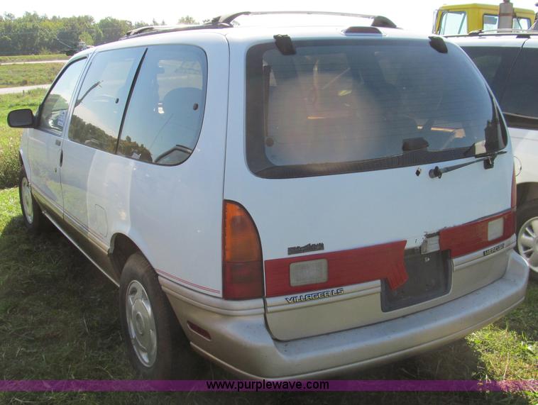 image for item F4602 1993 Mercury Villager LS mini van
