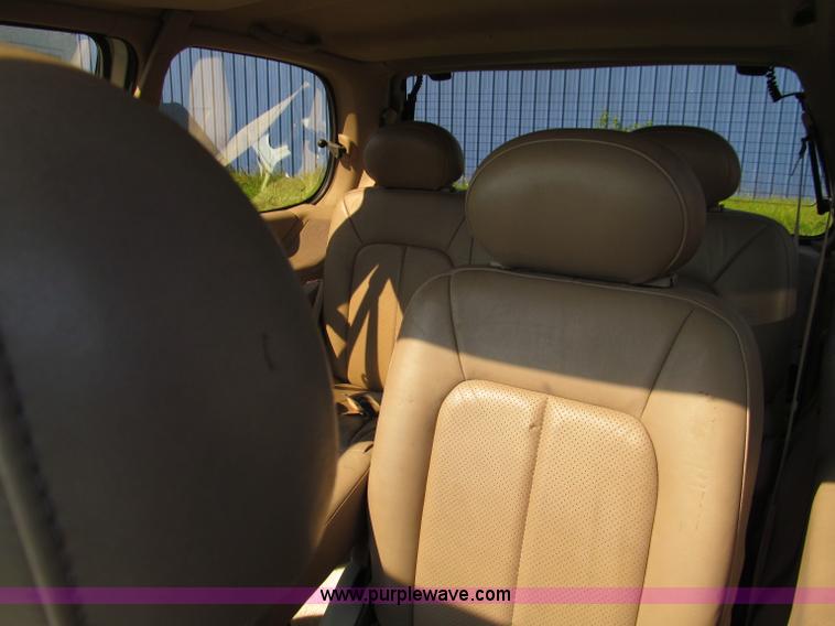 image for item F4602 1993 Mercury Villager LS mini van