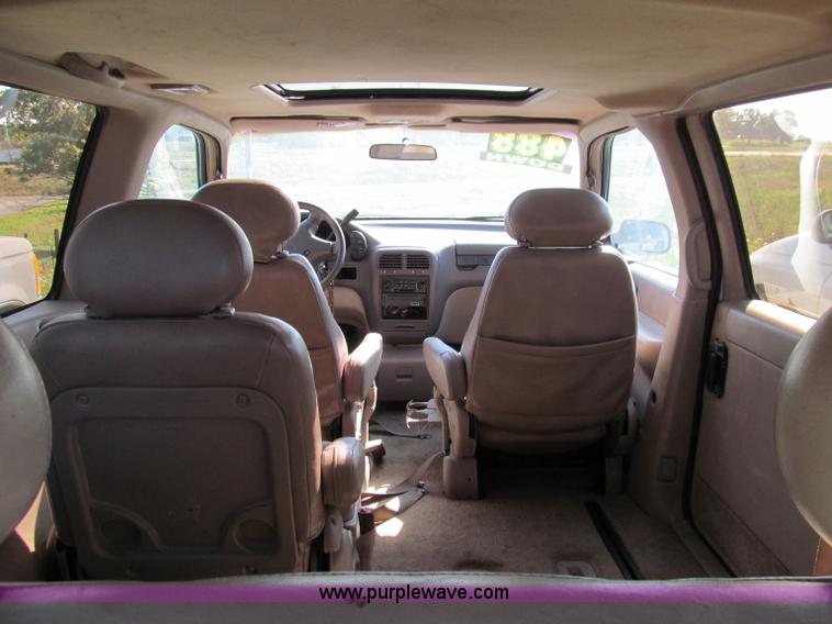 image for item F4602 1993 Mercury Villager LS mini van