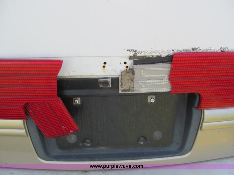 image for item F4602 1993 Mercury Villager LS mini van