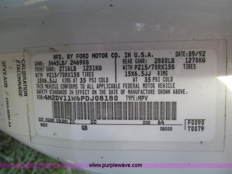 image for item F4602 1993 Mercury Villager LS mini van