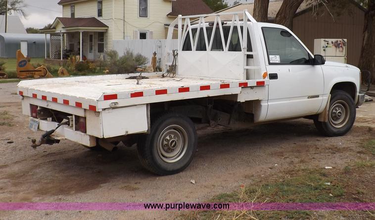 image for item F6100 1995 Chevrolet Cheyenne C2500 flatbed pickup truck