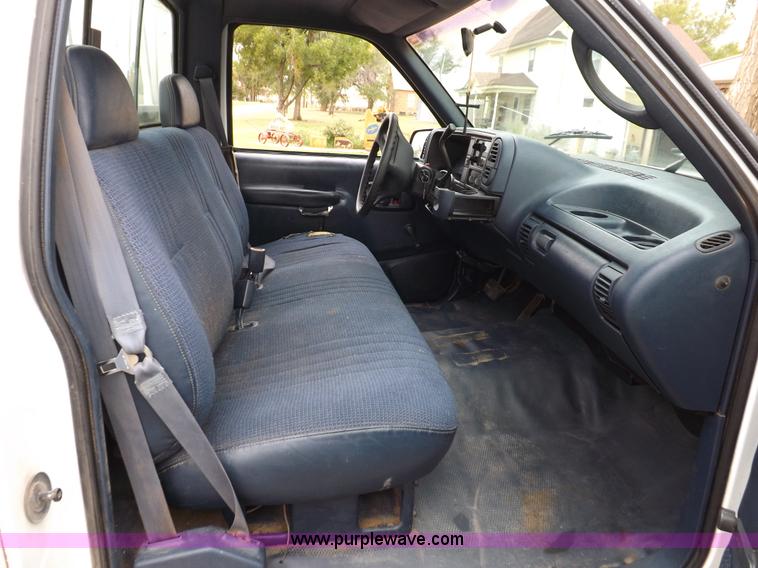 image for item F6100 1995 Chevrolet Cheyenne C2500 flatbed pickup truck