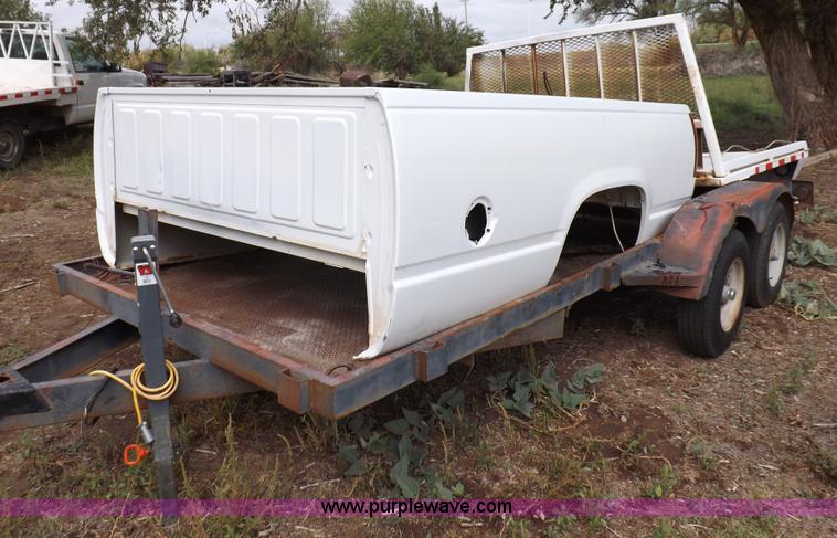 image for item F6100 1995 Chevrolet Cheyenne C2500 flatbed pickup truck