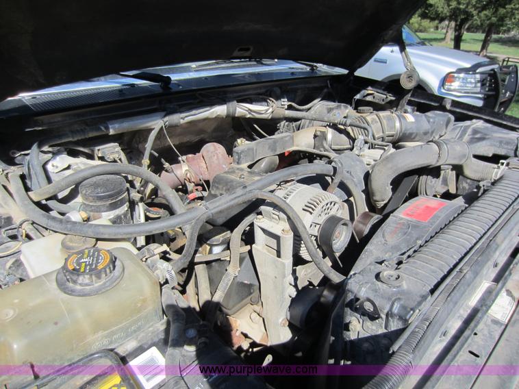 image for item F6527 1997 Ford F350 pickup truck