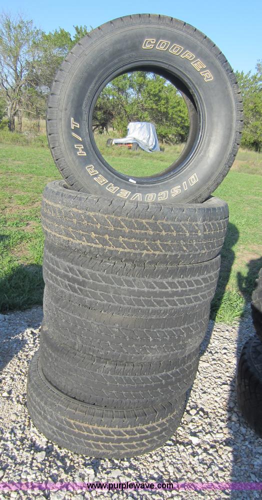 image for item H9811 (6) Cooper Discover H/T tires
