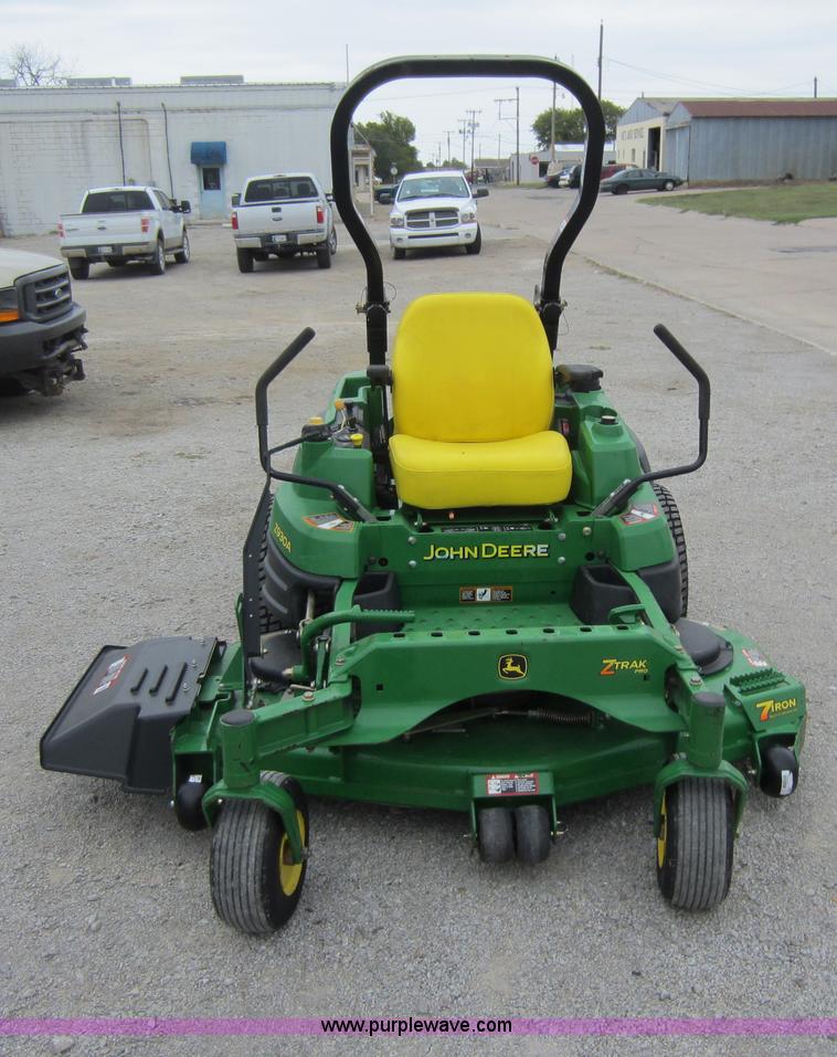 image for item H9836 2010 John Deere Z930A commercial lawn mower