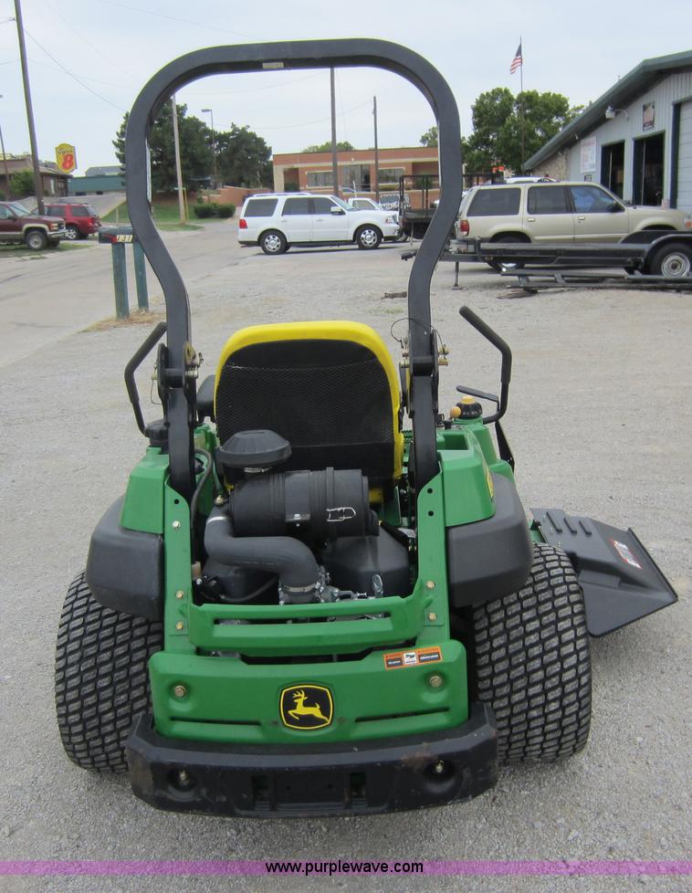 image for item H9836 2010 John Deere Z930A commercial lawn mower