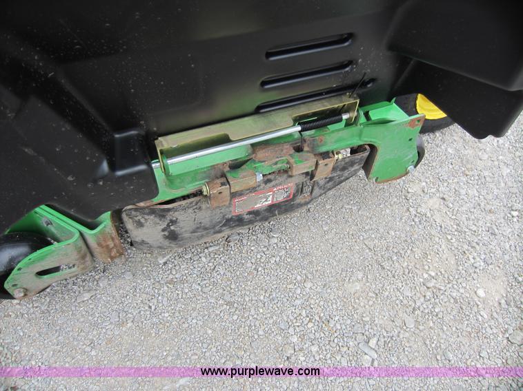 image for item H9836 2010 John Deere Z930A commercial lawn mower