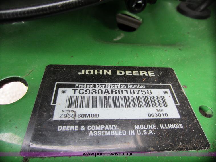 image for item H9836 2010 John Deere Z930A commercial lawn mower