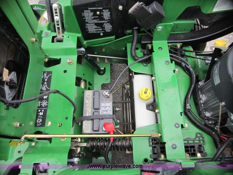 image for item H9836 2010 John Deere Z930A commercial lawn mower