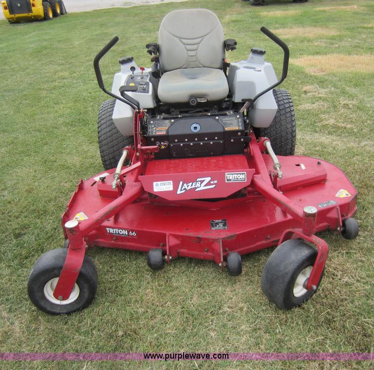 image for item H9837 2007 Ex Mark commercial lawn mower