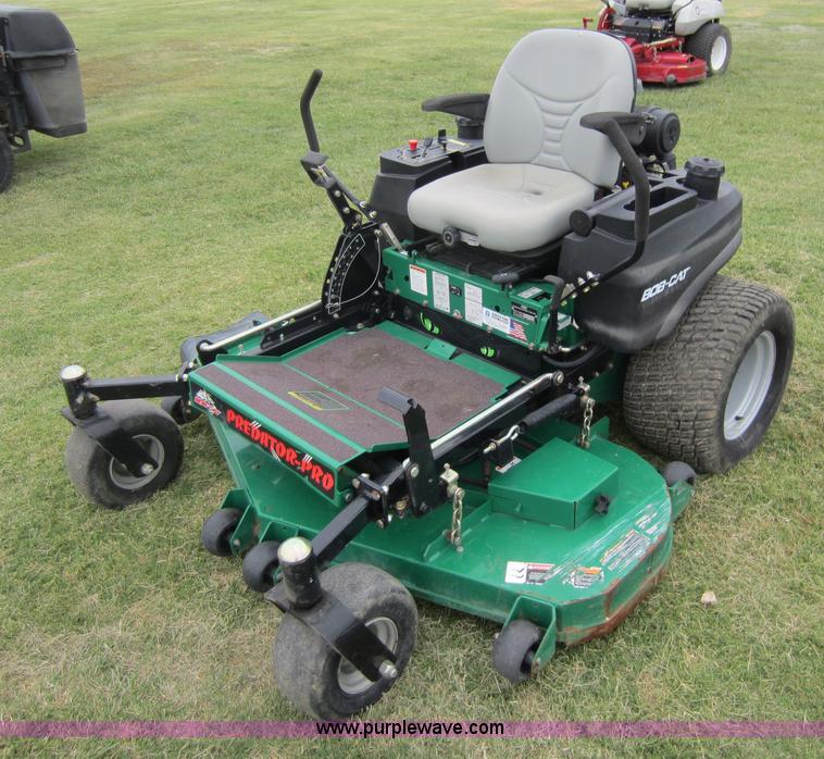 image for item H9839 2009 Bobcat Predator Pro lawn mower