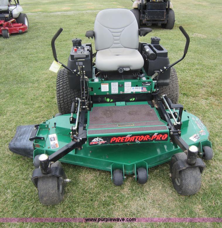 image for item H9839 2009 Bobcat Predator Pro lawn mower