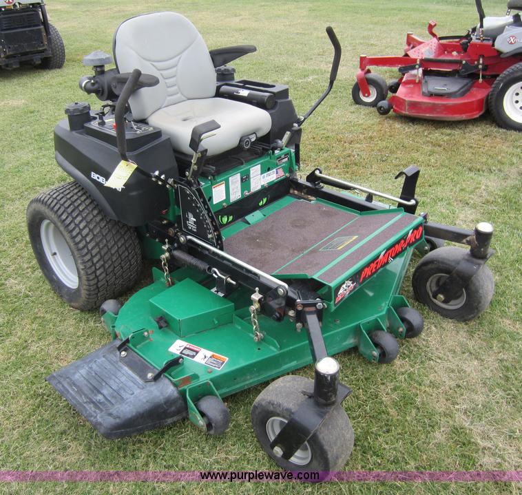 image for item H9839 2009 Bobcat Predator Pro lawn mower