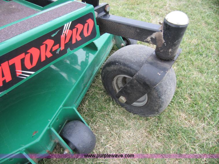 image for item H9839 2009 Bobcat Predator Pro lawn mower