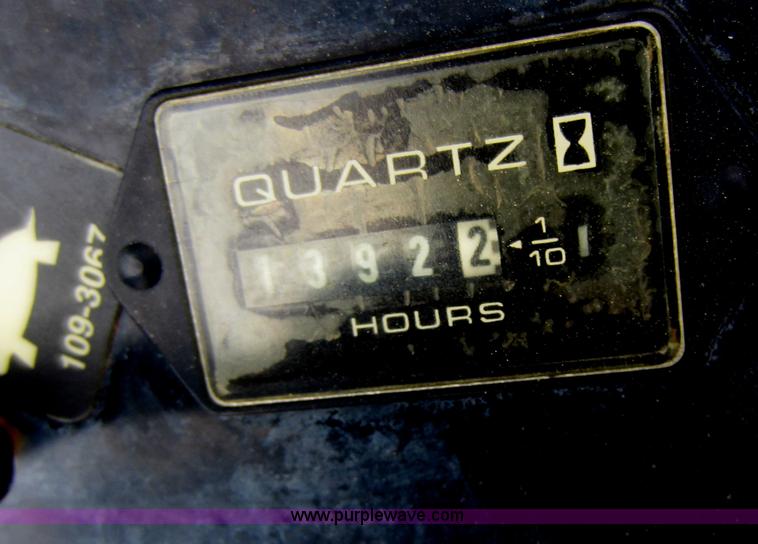 image for item H9841 2006 Ex Mark commercial lawn mower