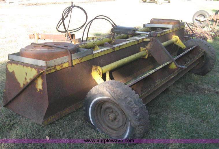 image for item M9034 Commercial 12' box blade