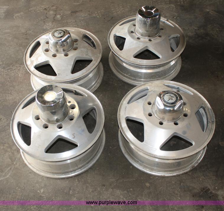 image for item U9508 (4) aluminum wheels