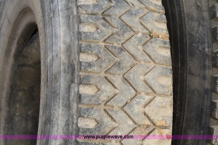 image for item U9509 (3) tires