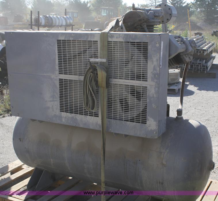 image for item U9574 Ingersoll Rand T30 industrial air compressor