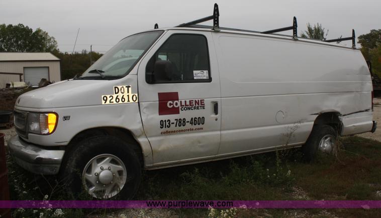 image for item F2660 2000 Ford Econoline  E250 Super Cargo van
