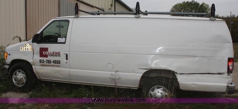 image for item F2660 2000 Ford Econoline  E250 Super Cargo van