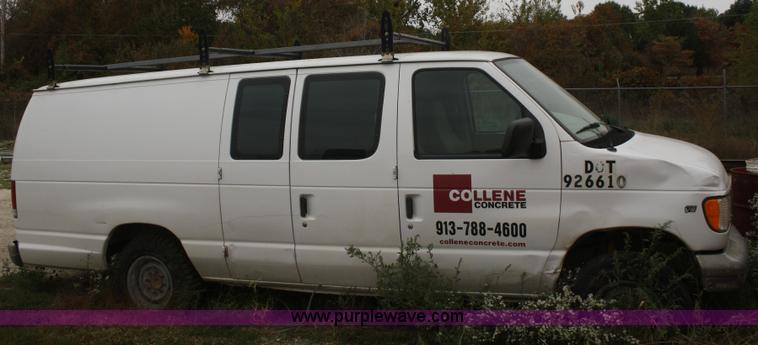 image for item F2660 2000 Ford Econoline  E250 Super Cargo van
