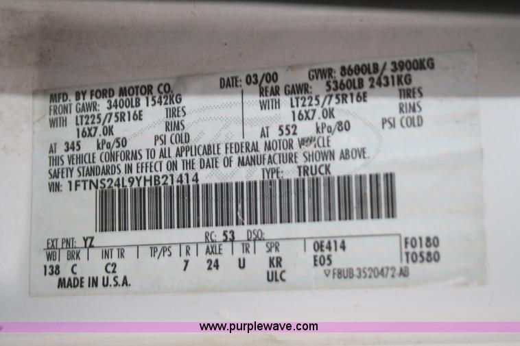 image for item F2660 2000 Ford Econoline  E250 Super Cargo van