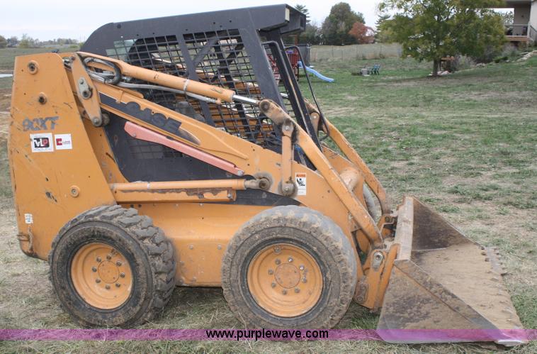image for item F2661 2002 Case 90XT skid steer